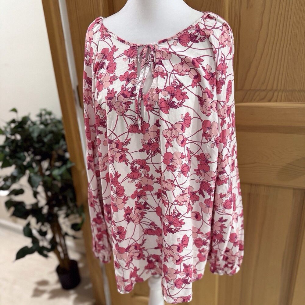 A New Approach Top Womens XL Floral White And‎ Pink Long Sleeve Rayon